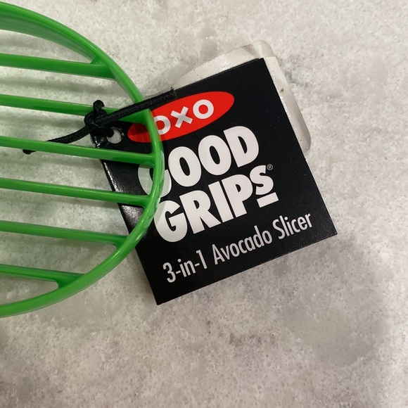 OXO 3-in-1 Avocado Slicer - Picture 2 of 6